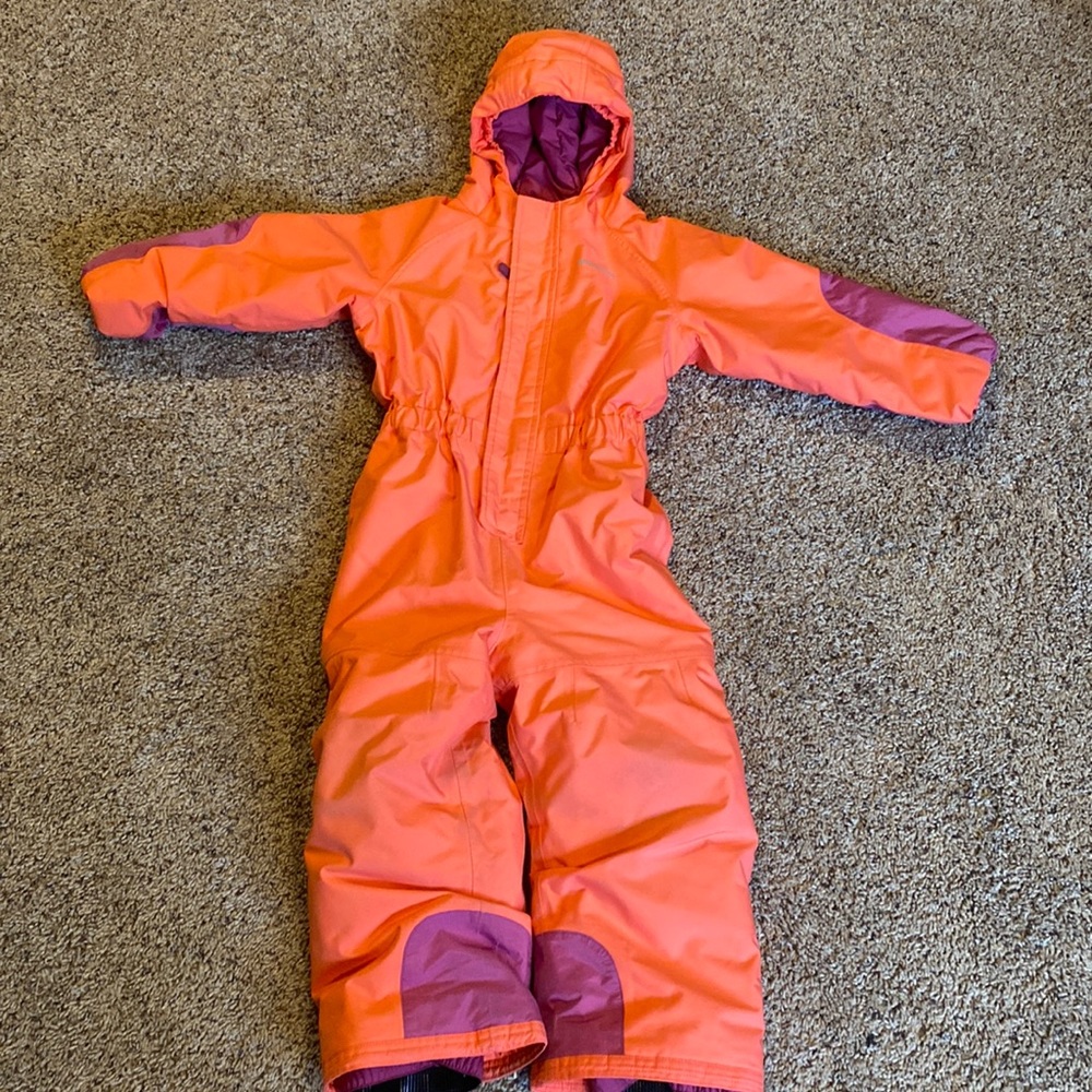 Patagonia 4T winter snowsuit